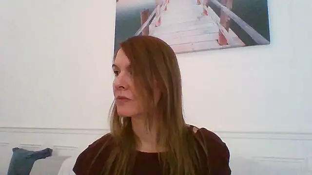 fanny posy online show from June 3, 2026, 11:35 am