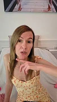 Snapshot of fanny_posy chatting on July 28, 2026, 12:48 pm fanny posy online show from July 28, 2026, 12:48 pm