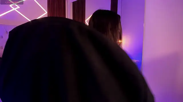 ZamabyCrucie online show from December 19, 2025, 11:12 pm