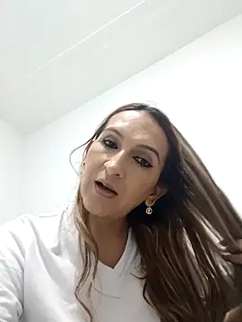 Snapshot of alanastones-19 chatting on October 10, 2025, 4:22 am alanastones-19 online show from October 10, 2025, 4:22 am