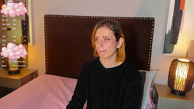 seraphine star online show from March 1, 2026, 11:56 am