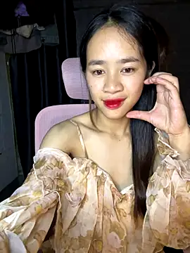 TiNa 04 online show from September 8, 2025, 2:27 pm