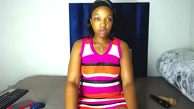 Pinkdollyg online show from October 22, 2025, 8:03 am