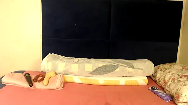 Sexy-Momo online show from October 6, 2025, 9:23 pm