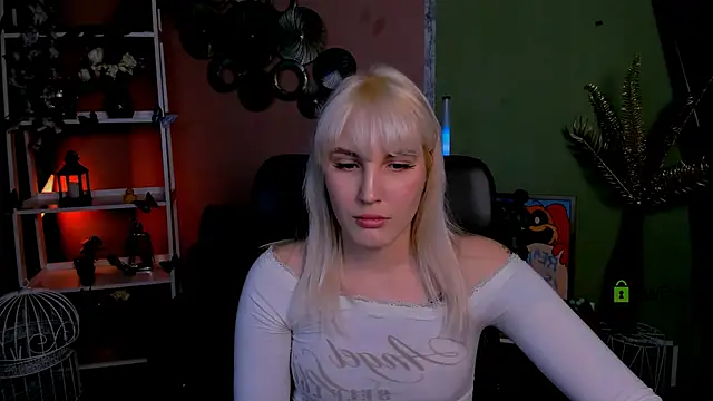 marta smith online show from November 17, 2025, 9:42 pm