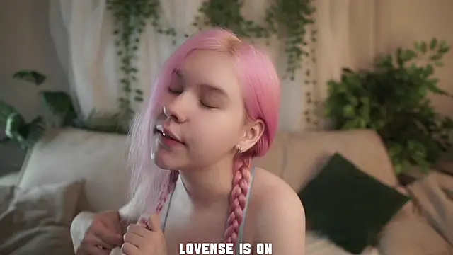 ElizSpieth online show from November 28, 2025, 1:30 am