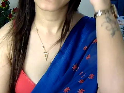 Rumi cute online show from April 21, 2026, 4:45 pm