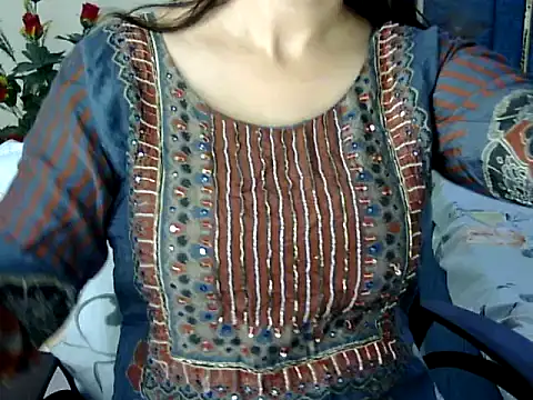 Rumi cute online show from May 12, 2026, 1:41 pm