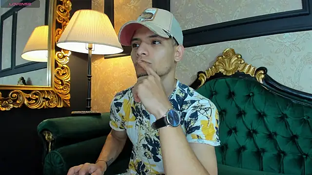 AlessandroKiing online show from April 11, 2026, 7:07 pm