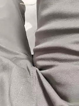 themasklover online show from April 19, 2026, 5:51 am