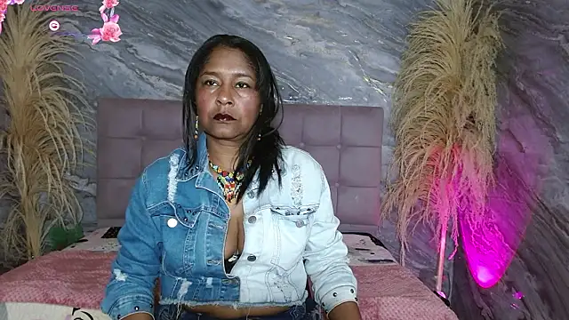 mya blaze online show from March 4, 2026, 4:07 am