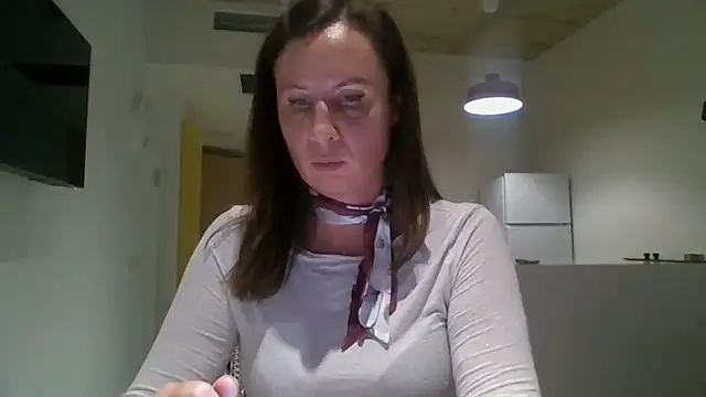 ALICAINWONDERLAND online show from October 11, 2025, 5:33 pm