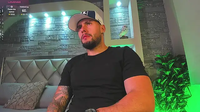 dominic de luca online show from September 25, 2025, 3:21 am