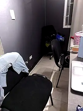 Venus Rivers online show from September 20, 2025, 2:01 am