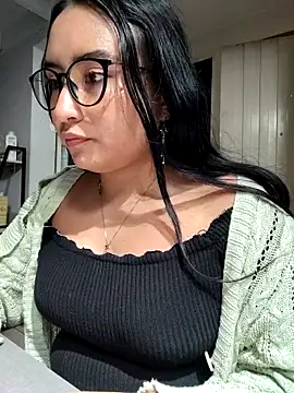 Venus Rivers online show from November 22, 2025, 1:15 am