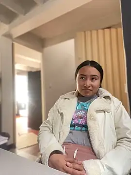 Venus Rivers online show from November 28, 2025, 1:25 pm