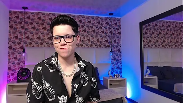 SpencerMontgomery online show from September 25, 2025, 9:40 pm