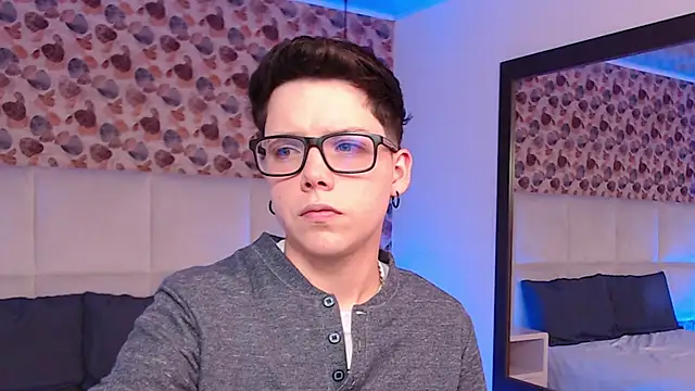 SpencerMontgomery online show from October 17, 2025, 8:00 pm