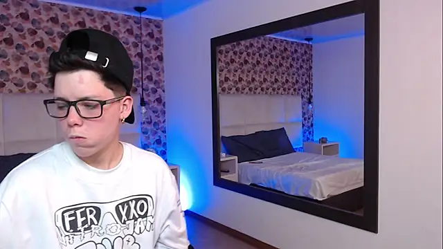 SpencerMontgomery online show from October 22, 2025, 7:46 pm