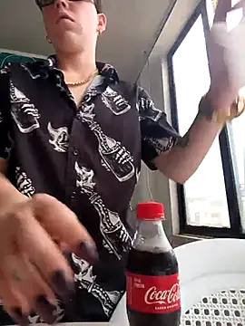 SpencerMontgomery online show from November 15, 2025, 4:25 pm