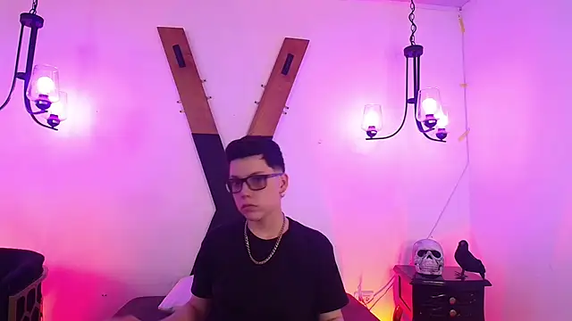 SpencerMontgomery online show from November 22, 2025, 7:35 pm