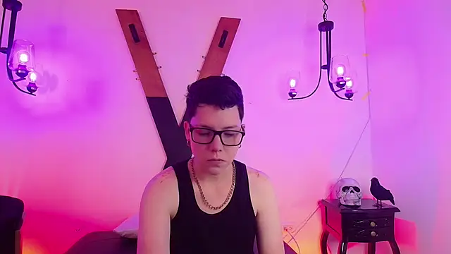 SpencerMontgomery online show from November 26, 2025, 8:54 pm