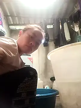 CoMay003 online show from September 10, 2025, 4:01 am