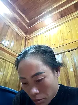 CoMay003 online show from September 15, 2025, 12:38 pm