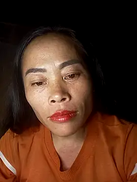 CoMay003 online show from October 23, 2025, 1:21 pm