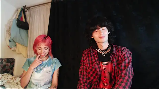 MixiPeach online show from June 20, 2026, 3:53 am