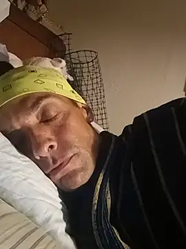 dicinyou80 online show from June 14, 2026, 2:46 am