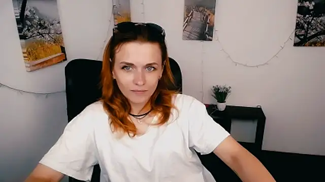 PeppyMia online show from June 12, 2026, 6:56 am