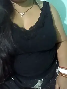 Snapshot of Anjali-bhabhi chatting on April 15, 2026, 7:32 pm Anjali-bhabhi online show from April 15, 2026, 7:32 pm