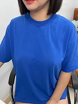 Snapshot of Voyerra_g chatting on June 12, 2026, 1:15 am Voyerra g online show from June 12, 2026, 1:15 am