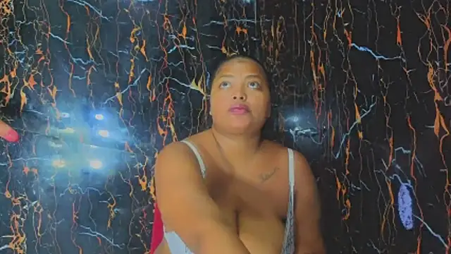 Cristal hott1 online show from March 20, 2026, 12:43 pm