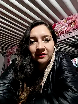 Agatha bellucci  online show from October 1, 2025, 1:22 am