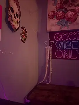 goddessmissmia online show from March 1, 2026, 11:01 am