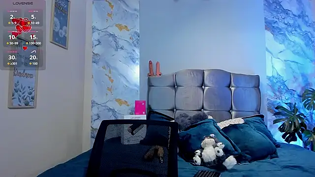 Room 69x online show from February 18, 2026, 3:35 am