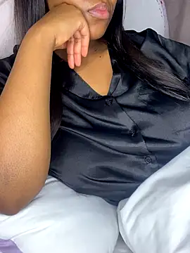 Snapshot of Sipsdoll chatting on October 7, 2025, 11:02 pm Sipsdoll online show from October 7, 2025, 11:02 pm