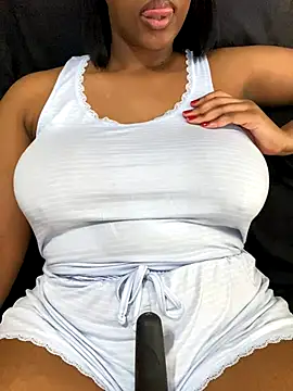 Snapshot of Sipsdoll chatting on January 7, 2026, 11:23 am Sipsdoll online show from January 7, 2026, 11:23 am