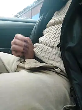 Snapshot of lynxman chatting on December 17, 2025, 12:44 pm lynxman online show from December 17, 2025, 12:44 pm