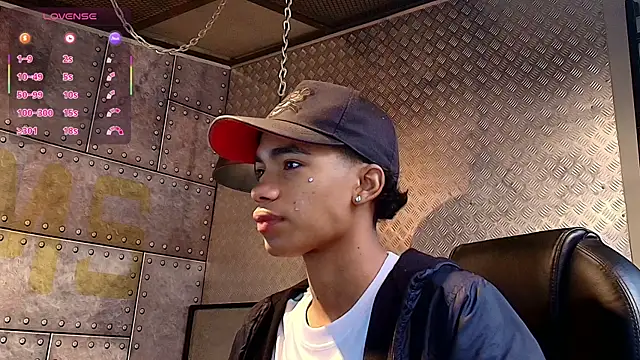 AlanCutee online show from September 14, 2025, 11:42 am