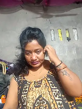 Cute-Swewty online show from September 19, 2025, 2:40 pm