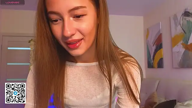 EsyaMeglin online show from October 5, 2025, 2:10 am