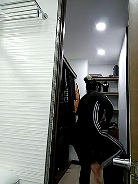 Esmeralda333 online show from November 14, 2025, 2:16 pm