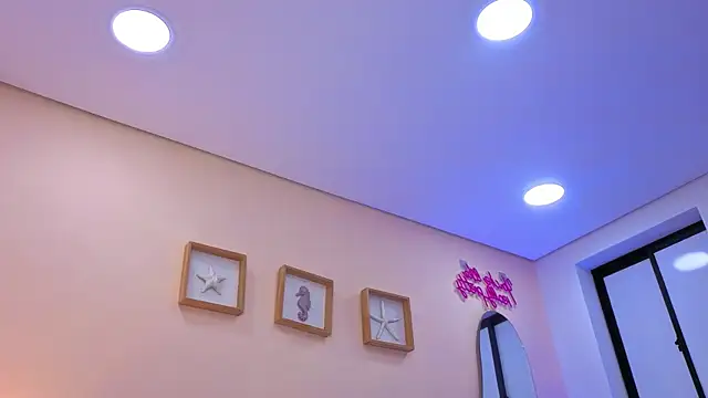  Grace turner  online show from April 17, 2026, 12:52 pm