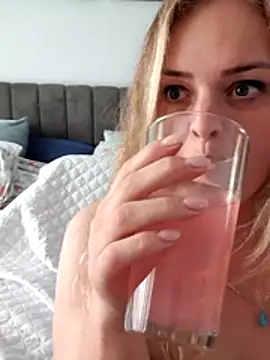 Bridgette03 online show from February 17, 2026, 2:41 am