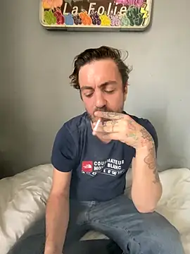 3615-ULLA online show from November 4, 2025, 12:48 pm