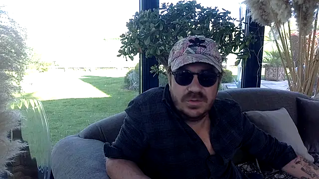 3615-ULLA online show from April 20, 2026, 7:44 am