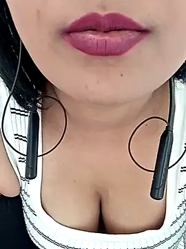 Queen Kushi4 online show from February 15, 2026, 8:13 am